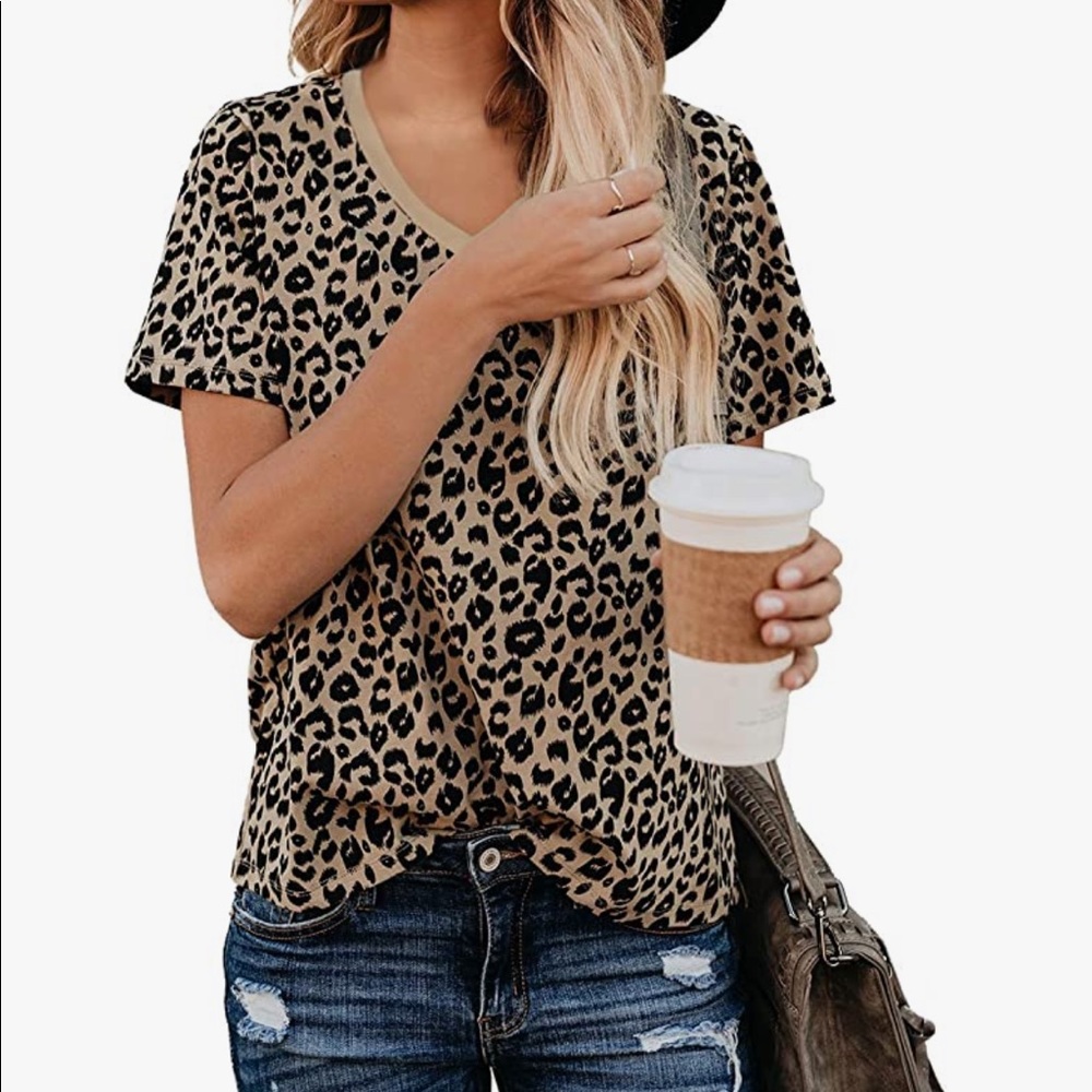 Basic Black/Tan Leopard T-Shirt